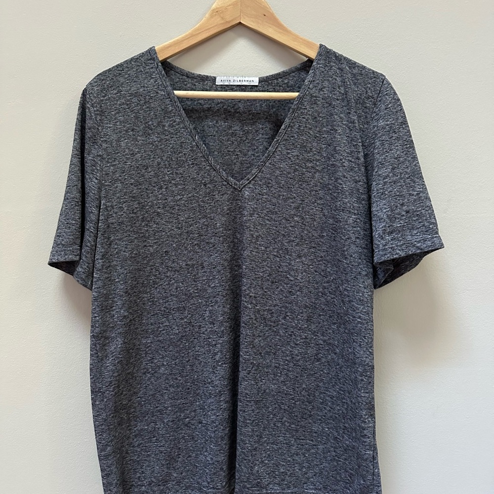 Gray V-Neck Short Sleeve Tee